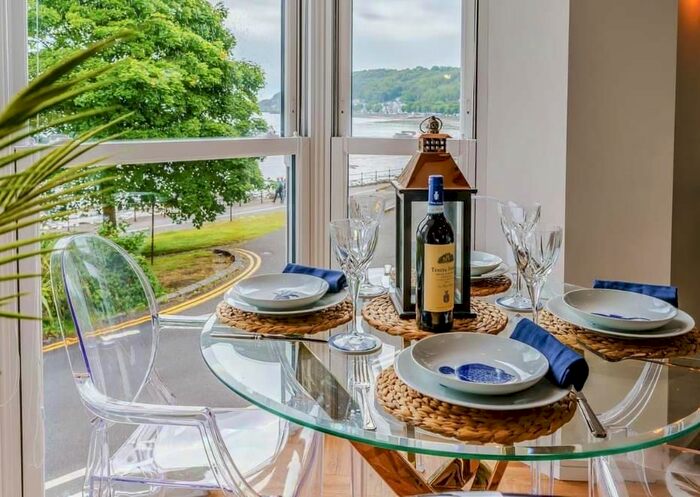 2 Bedroom Property To Rent In Mumbles Road, Mumbles, Swansea, SA3