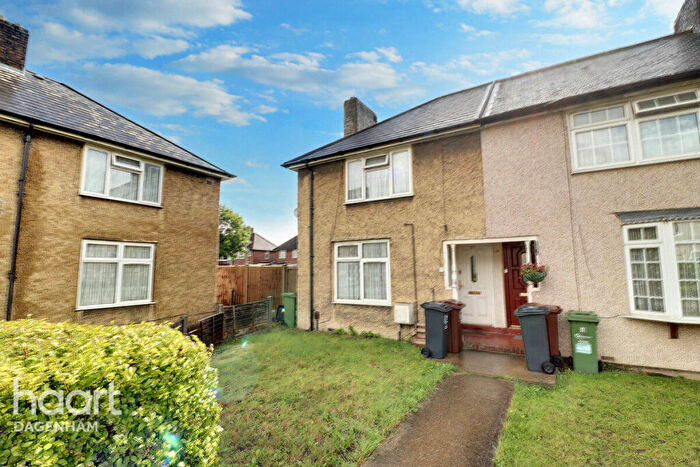 2 Bedroom End Of Terrace House For Sale In Babington Road, Dagenham, RM8