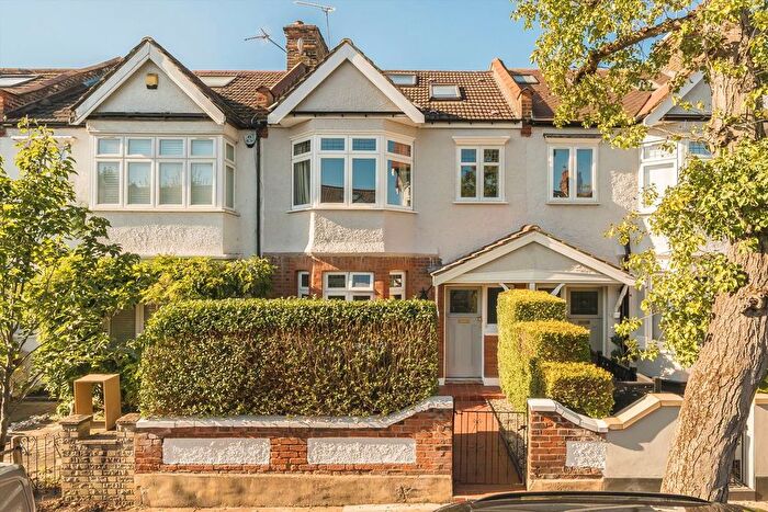 5 Bedroom Terraced House For Sale In Midhurst Road, West Ealing, W13