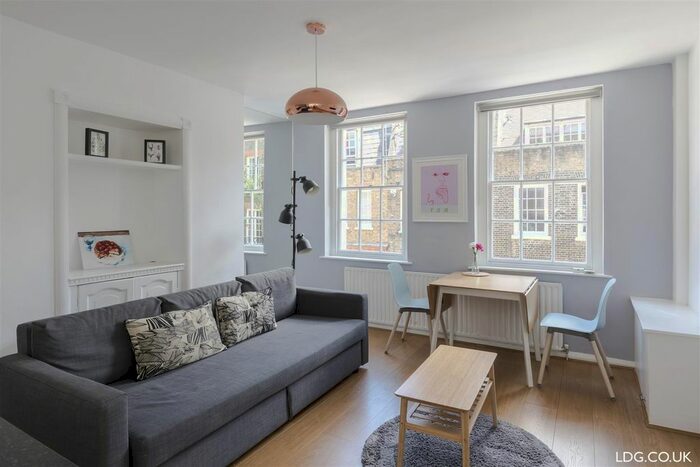 1 Bedroom Flat To Rent In Monmouth Street, Covent Garden, WC2H