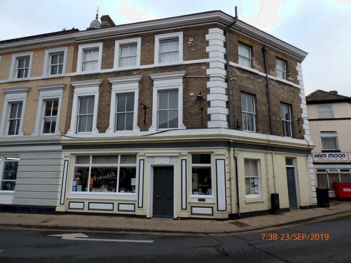 2 Bedroom Flat To Rent In Church Street, Harleston, IP20