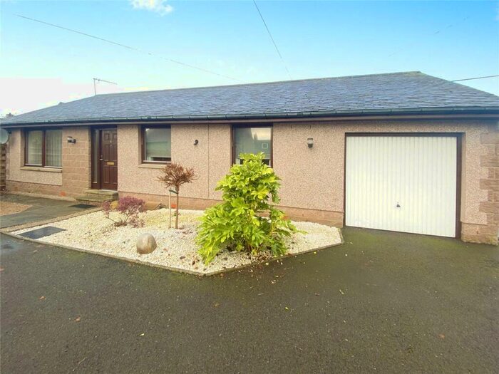 3 Bedroom Bungalow To Rent In Nursery Road, Montrose, Angus, DD10