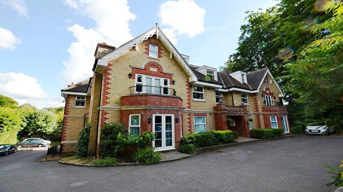 2 Bedroom Flat To Rent In Dawn Court, London Road, Camberley, GU15