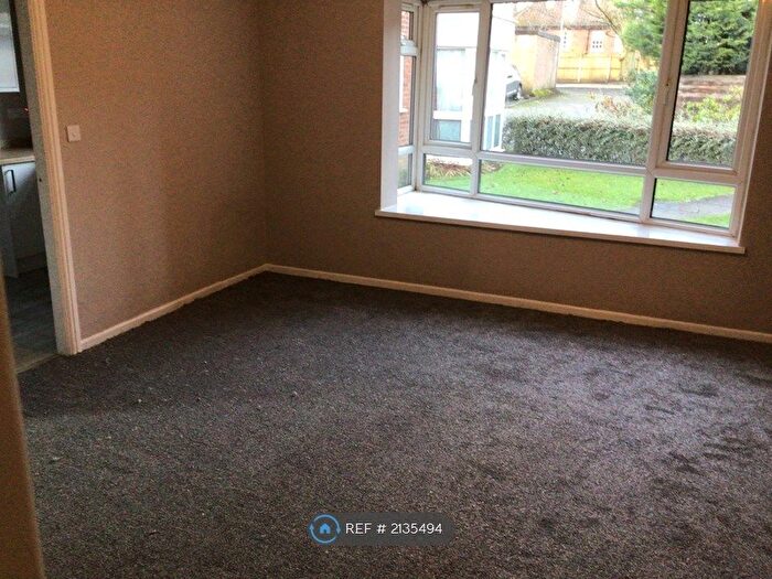 1 Bedroom Flat To Rent In Limefield Court, Salford, M7