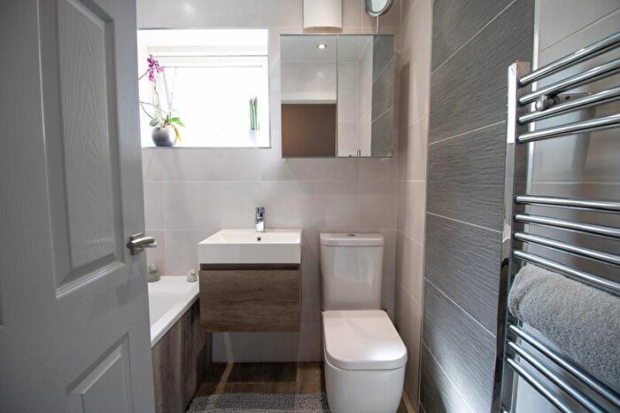 2 Bedroom Semi-Detached House For Sale In Riverside Drive, Stoneclough, Radcliffe, M26