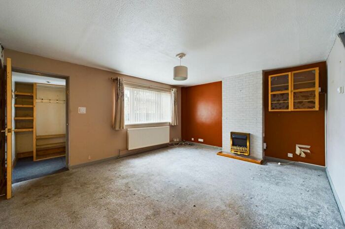 3 Bedroom Terraced House For Sale In Edith Cavell Close, Thetford, IP24
