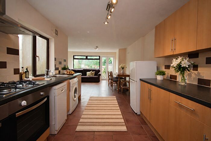 8 Bedroom Terraced House To Rent In Cathays Terrace, Cathays, CF24