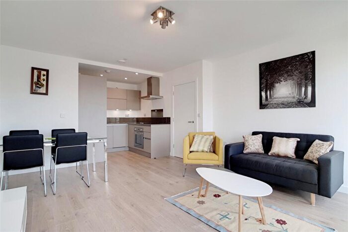 1 Bedroom Flat To Rent In Great Eastern Road Stratford, E15