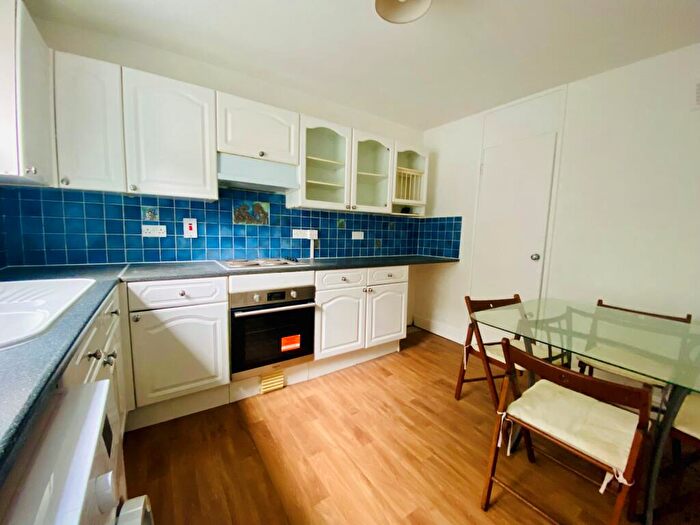2 Bedroom Flat To Rent In Bavaria Road, Archway, N19