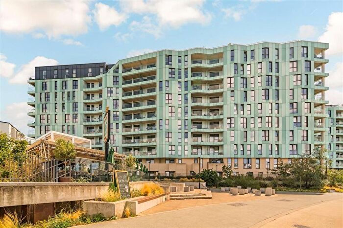 1 Bedroom Flat For Sale In Telegraph Avenue, Greenwich, SE10