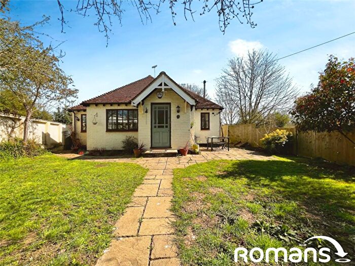 3 Bedroom Bungalow For Sale In Sutton Road, Cookham, Maidenhead, SL6