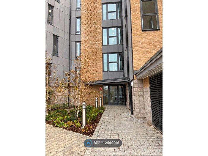 1 Bedroom Flat To Rent In Castle Hill Drive, Kent, DA10