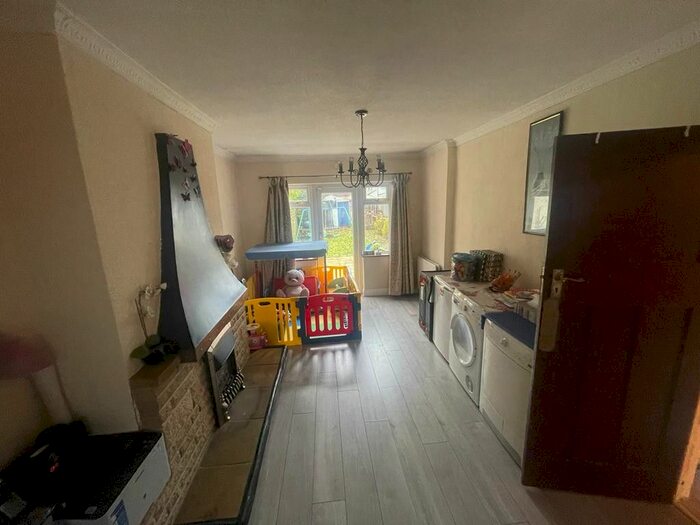 3 Bedroom Terraced House To Rent In Kings Road, Harrow HA2