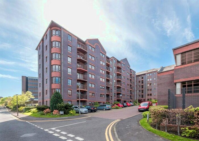 2 Bedroom Flat To Rent In Orchard Brae Avenue, Orchard Brae, Edinburgh, EH4