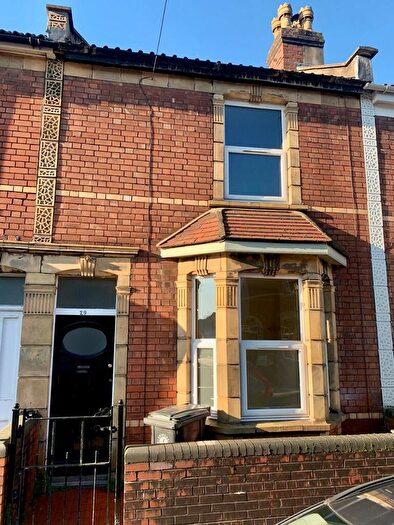 2 Bedroom Terraced House To Rent In Mogg Street, St Werburghs, Bristol, BS2