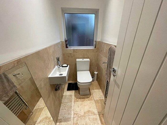 1 Bedroom Semi-Detached House To Rent In Whinney Hill, Durham City, DH1