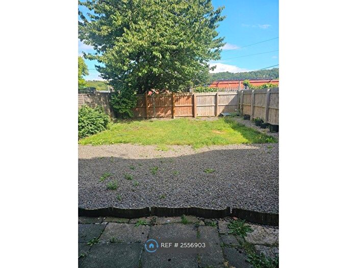 3 Bedroom Semi-Detached House To Rent In Market Place, Houghton Le Spring, DH5