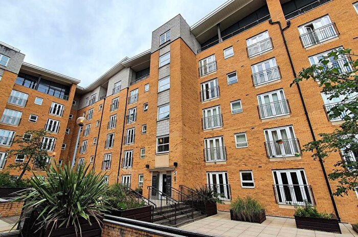 2 Bedroom Apartment To Rent In Middlewood Street, Salford, Greater Manchester, M5