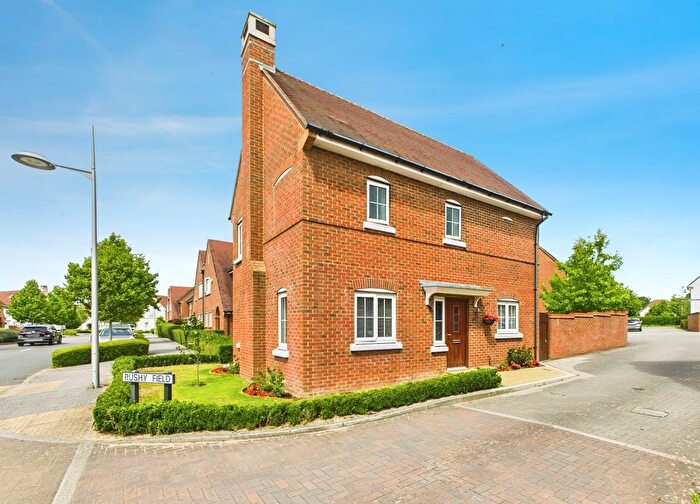 3 Bedroom Detached House For Sale In Rushy Field, Faygate, RH12