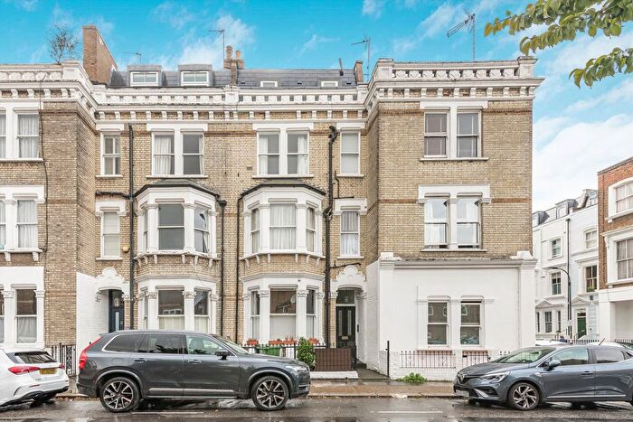 1 Bedroom Flat To Rent In Milson Road, Brook Green, W14