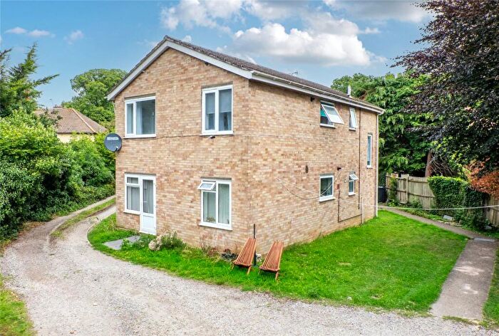 2 Bedroom Flat For Sale In School Lane, Maidstone, Kent, ME15