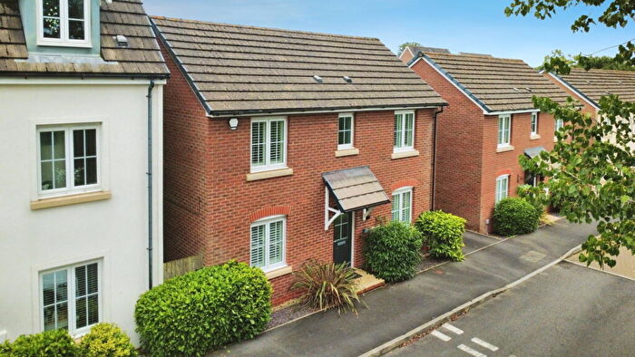 3 Bedroom Detached House For Sale In Heol Daniel, Pontarddulais, Swansea, West Glamorgan, SA4