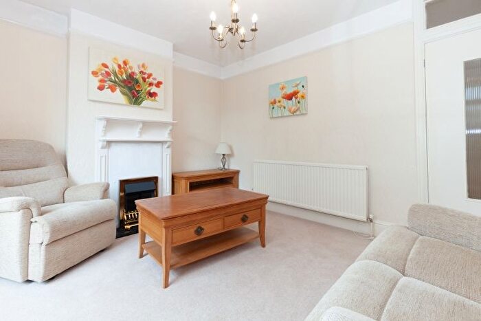 2 Bedroom Flat To Rent In London Road, Headington, Oxford, OX3