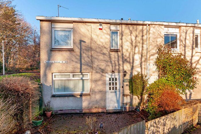 2 Bedroom End Of Terrace House For Sale In Manitoba Avenue, Livingston, West Lothian, EH54