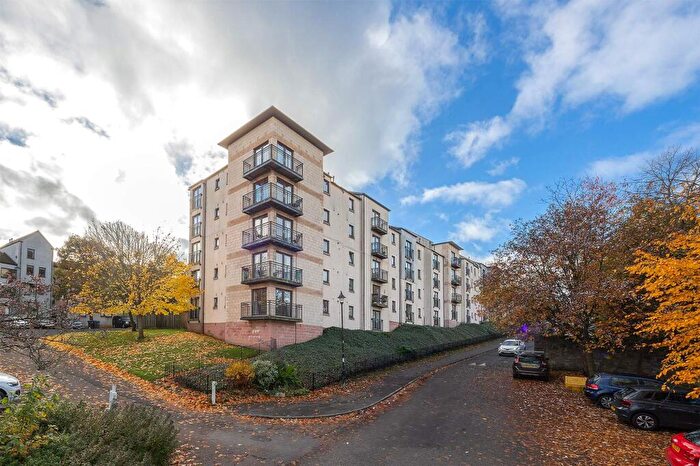 2 Bedroom Apartment To Rent In St. Ninians Way, Linlithgow, EH49