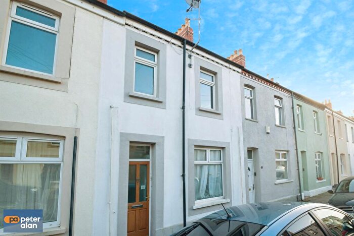 2 Bedroom Flat For Sale In Rutland Street, Cardiff, CF11