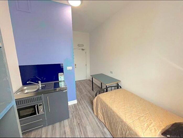 Studio To Rent In West Street, Brighton, BN1