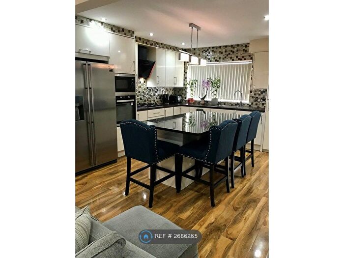 3 Bedroom Terraced House To Rent In Cranford Lane, Hayes, UB3