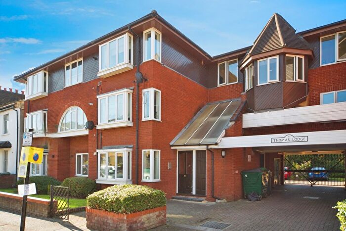 1 Bedroom Flat For Sale In West Avenue, London, London, E17
