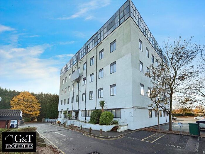 1 Bedroom Flat For Sale In Flat, Oak Court, Dudley Road, Brierley Hill, DY5