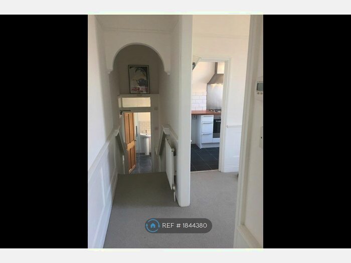 1 Bedroom Flat To Rent In Penge, London, SE20