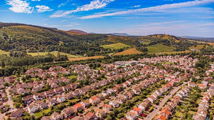 3 Bedroom Flat For Sale In Bonaly Rise, Colinton, Edinburgh, EH13