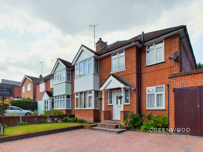 5 Bedroom Semi-Detached House To Rent In Sussex Road, Colchester, CO3