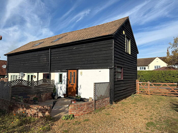 3 Bedroom Flat For Sale In Thornborough Road, Nash, MK17