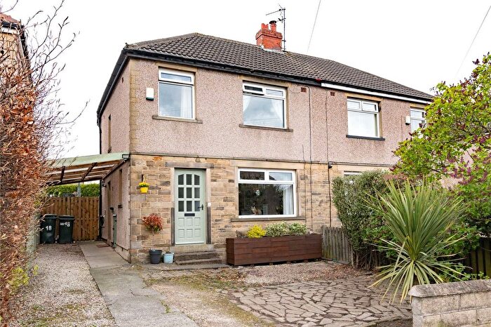 3 Bedroom Semi Detached House For Sale In Acre Drive, Bradford, West Yorkshire, BD2