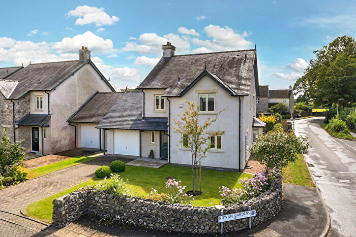 4 Bedroom Detached House For Sale In Rowan Gardens, Natland, Kendal, LA9