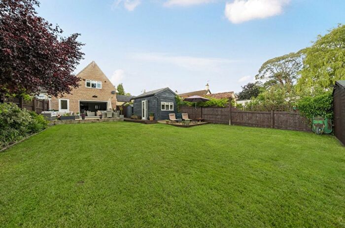 4 Bedroom Detached House For Sale In Moor End Road, Radwell, Bedford, MK43