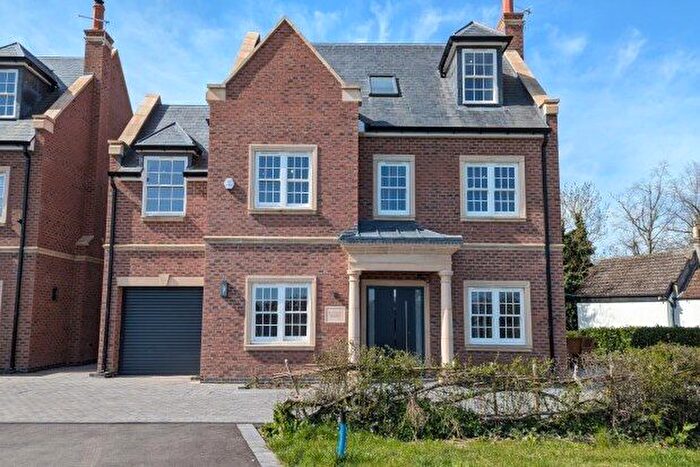 6 Bedroom Detached House To Rent In ., Nottingham, NG12