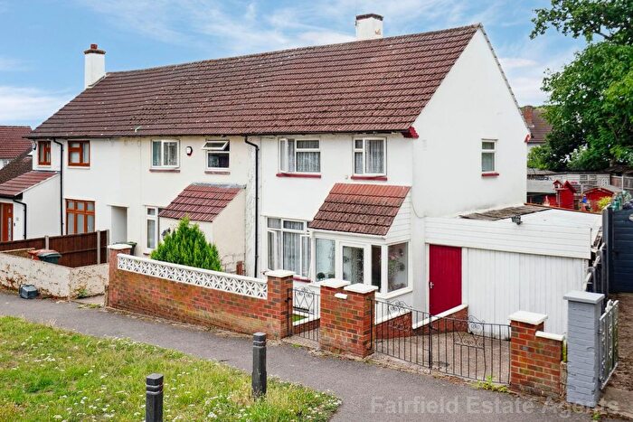 2 Bedroom End Terrace House For Sale In Ashridge Drive, South Oxhey, WD19