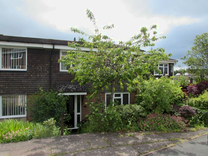 3 Bedroom End Of Terrace House To Rent In East Avenue, Tividale, B69