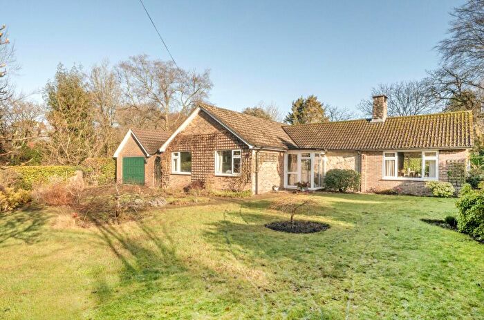 3 Bedroom Bungalow For Sale In Kiln Way, Grayshott, Hindhead, Hampshire, GU26
