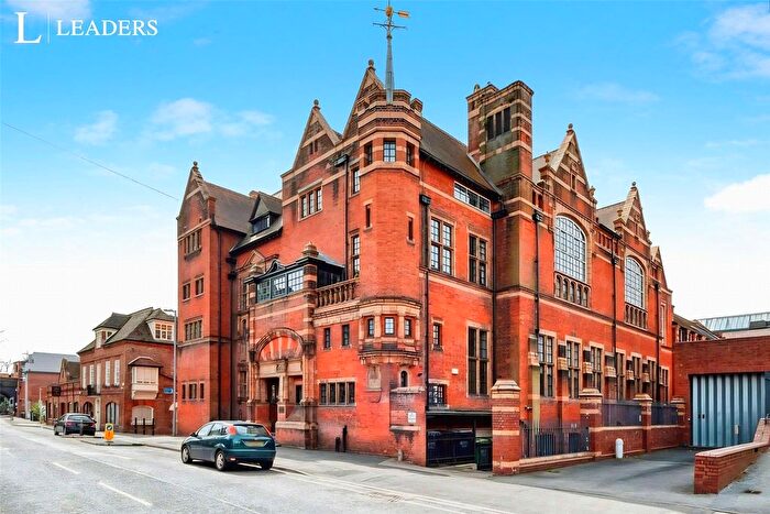 1 Bedroom Flat For Sale In Sansome Walk, Worcester, Worcestershire, WR1