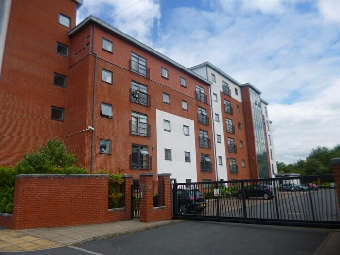 Studio To Rent In Renolds House, Salford, M5