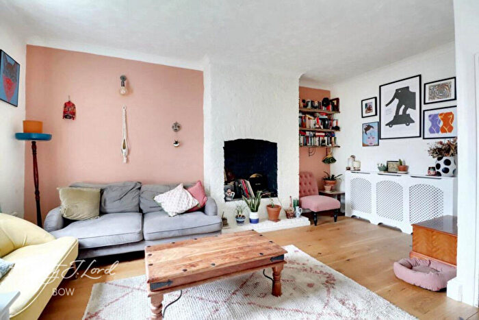 2 Bedroom Flat To Rent In Montpelier Gardens, London, E6