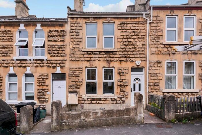 5 Bedroom Terraced House To Rent In Herbert Road, Bath, BA2