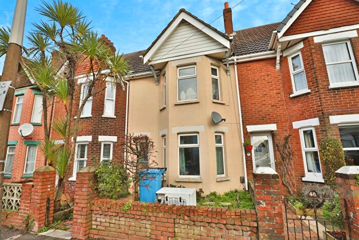 2 Bedroom Terraced House For Sale In Kingston Road, Poole, BH15